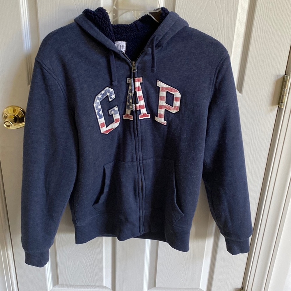 GAP fleece lined zipper hoodie. Size M